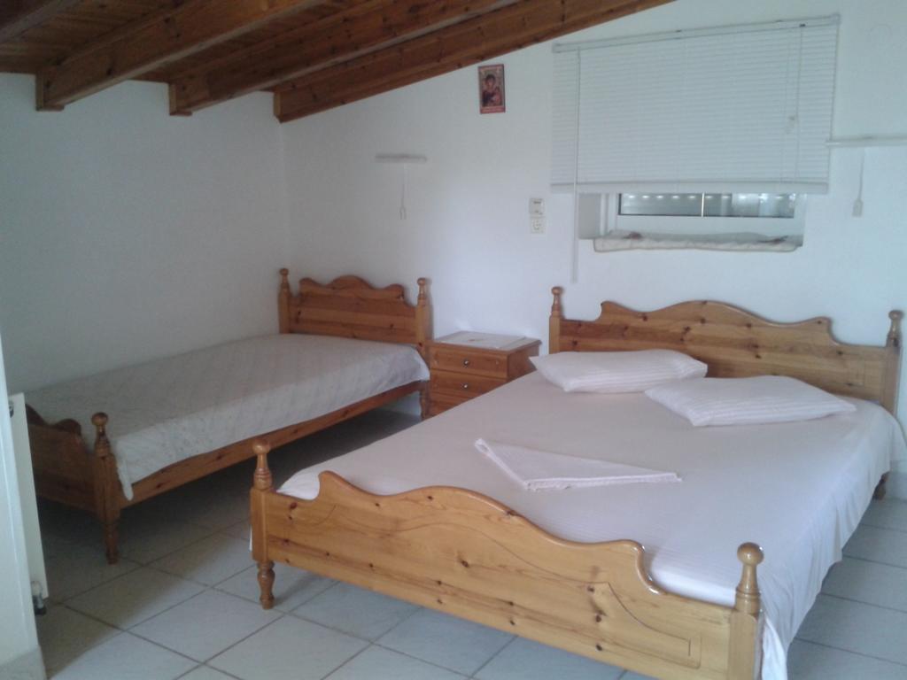 Efterpi Aggeli Apartment Loutropolis Thermis Phòng bức ảnh